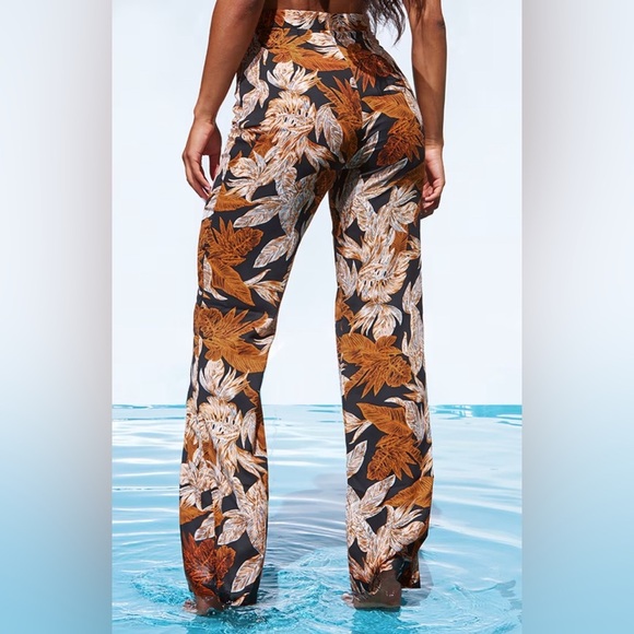Black Palm Leaf Print Beach Flares size 6 - Picture 1 of 7